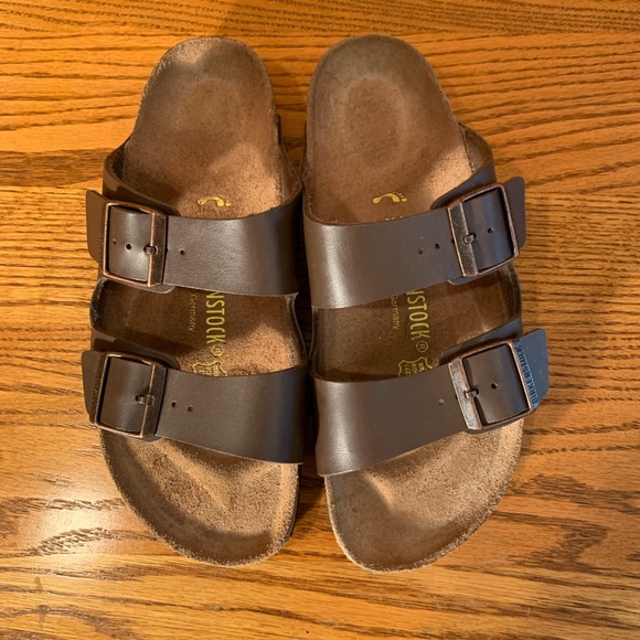 Birkenstock Shoes - NWOT Birkenstock Sandals